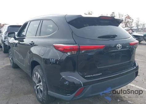 2021 Toyota Highlander Xle from USA, damaged, VIN 5TDGZRAH9MS083752